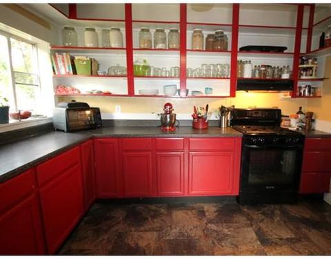 58 Haskin St, Springfield, MA 01109 photo 7
