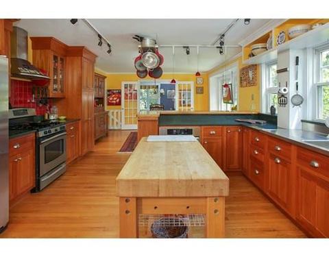 260 Clark Rd, Brookline, MA 02445 photo 4