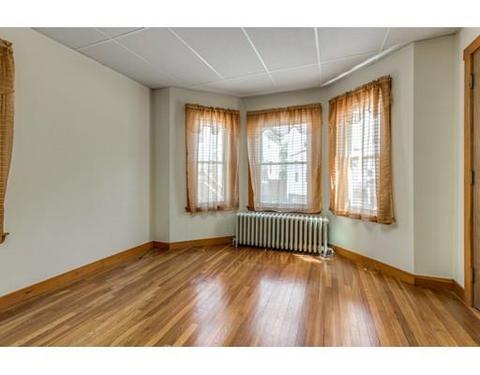 8 Burnham St, Gloucester, MA 01930 photo 8