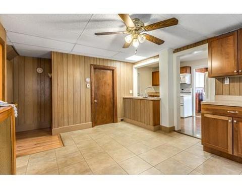 8 Burnham St, Gloucester, MA 01930 photo 4
