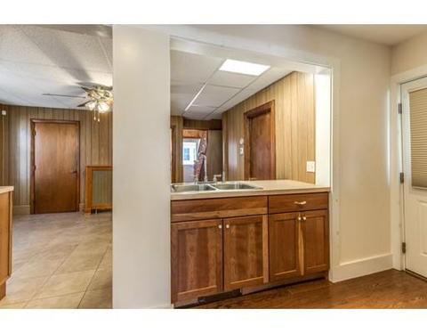 8 Burnham St, Gloucester, MA 01930 photo 6