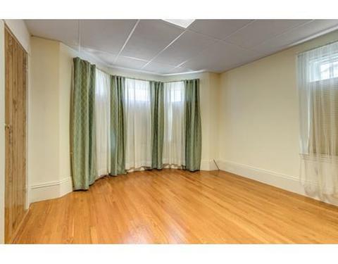 8 Burnham St, Gloucester, MA 01930 photo 10