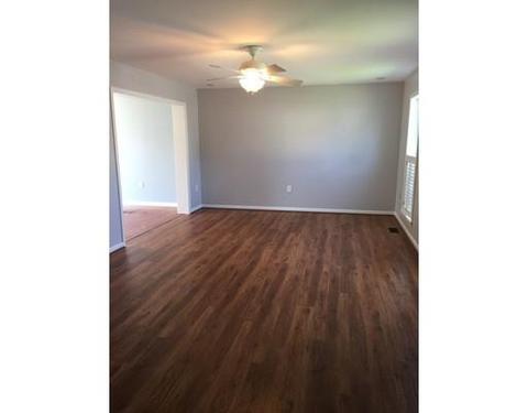 172 Vale St, Fall River, MA 02724 photo 1