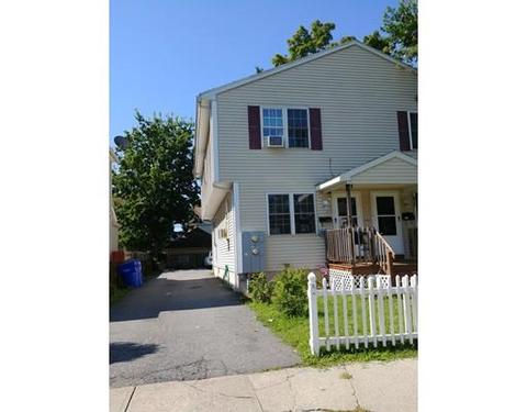 94 Mooreland St, Springfield, MA 01104 photo 2