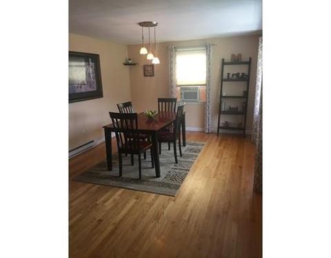 21 Loomis Ct, Chicopee, MA 01020 photo 11