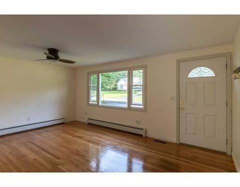 88 Plain St, Easthampton, MA 01027 photo 2