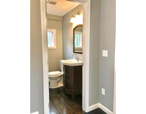 18 Picadilly St, Upton, MA 01568 photo 8