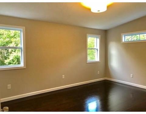 18 Picadilly St, Upton, MA 01568 photo 12