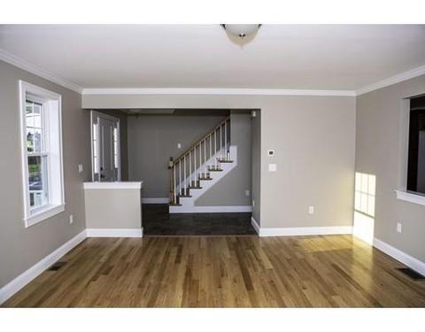 102 Laurel St, Fall River, MA 02721 photo 2