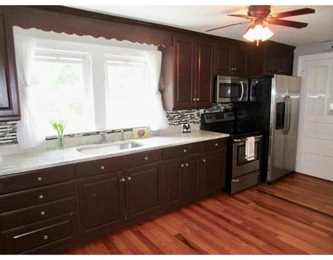 118 Bay State Rd, Worcester, MA 01606 photo 2
