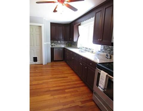118 Bay State Rd, Worcester, MA 01606 photo 4