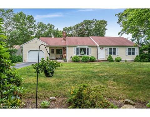 7 Surrey Ln, Barnstable, MA 02630 photo 1
