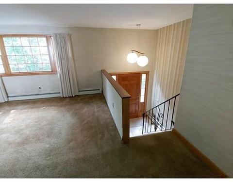 36 Oakcrest Dr, Framingham, MA 01701 photo 18