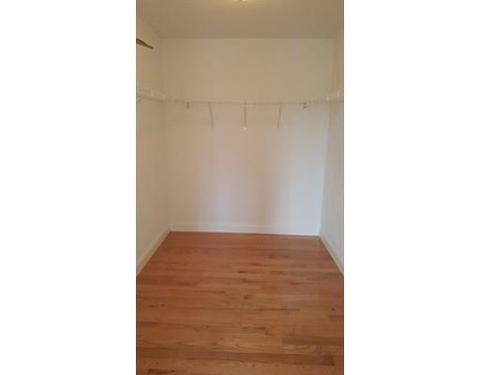 16 Pond St, Mendon, MA 01756 photo 4