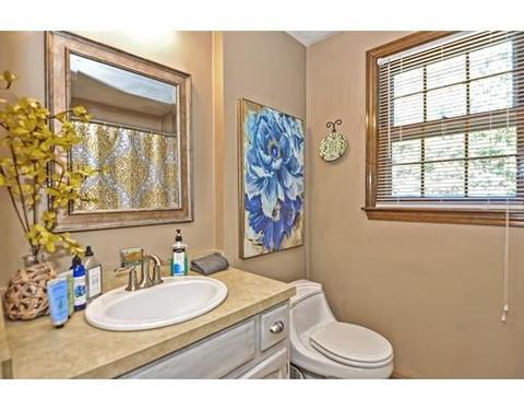 7 Lori Dr, Franklin, MA 02038 photo 14