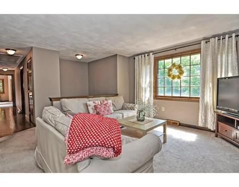 7 Lori Dr, Franklin, MA 02038 photo 17