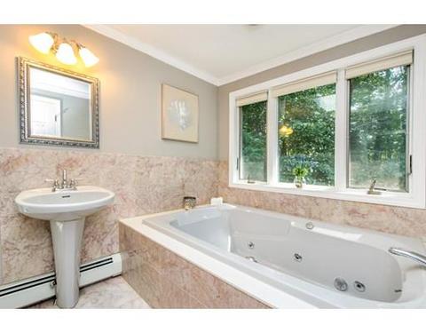 9 Fox Hollow Rd, Worcester, MA 01605 photo 18