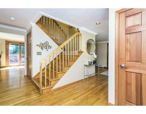 9 Fox Hollow Rd, Worcester, MA 01605 photo 3