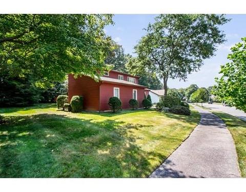 9 Fox Hollow Rd, Worcester, MA 01605 photo 2