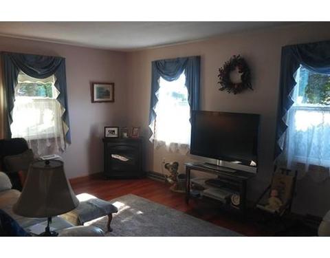 6 Cluster Cir, Springfield, MA 01118 photo 8