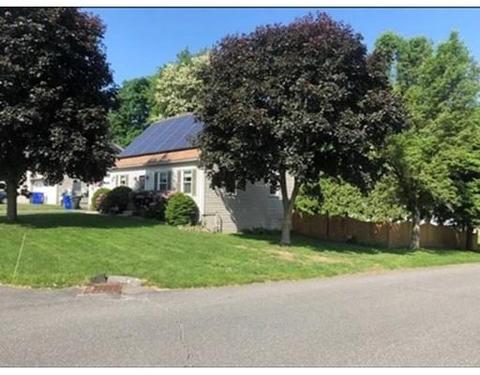 6 Cluster Cir, Springfield, MA 01118 photo 3