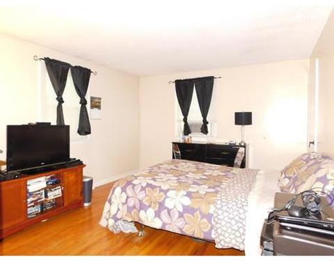 96 Laurence St, Springfield, MA 01104 photo 8