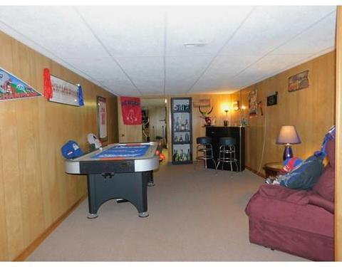 96 Laurence St, Springfield, MA 01104 photo 13