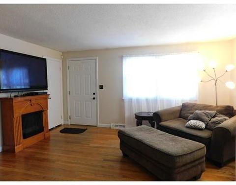 96 Laurence St, Springfield, MA 01104 photo 4