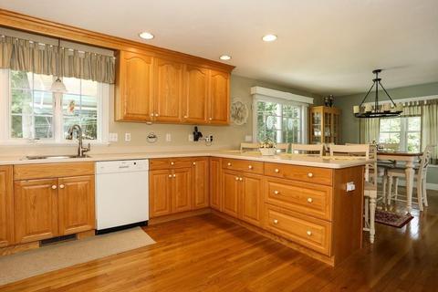 32 James Cir, Mashpee, MA 02649 photo 11