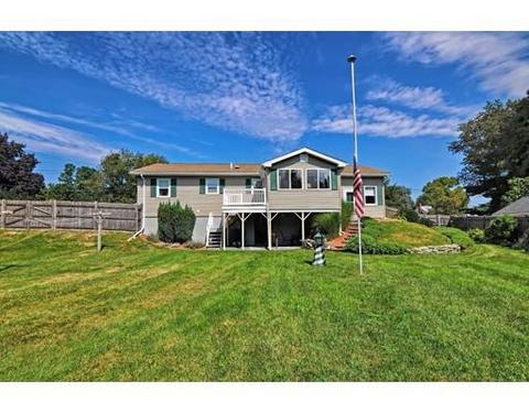 26 Dean St, Raynham, MA 02767 photo 6