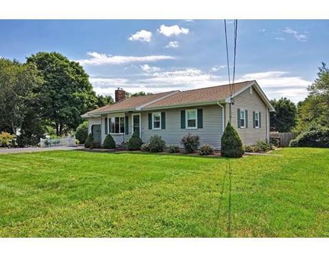 26 Dean St, Raynham, MA 02767 photo 1