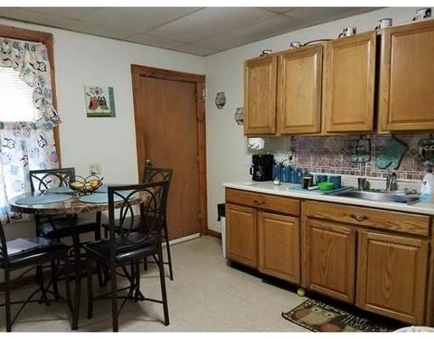 68 King St, Springfield, MA 01109 photo 9