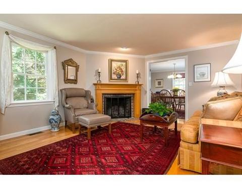 8 Eagle Ln, Beverly, MA 01915 photo 6