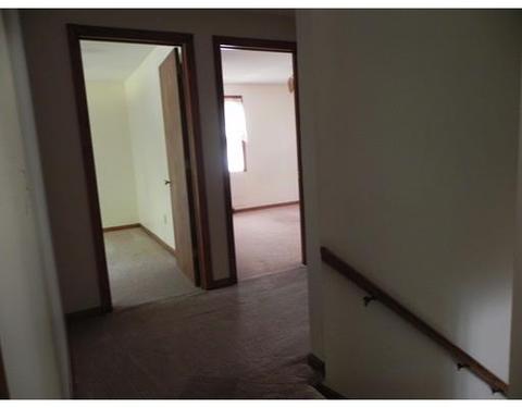 35 Senator St, Springfield, MA 01129 photo 6