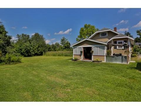 12 S Hampton Rd, Amesbury, MA 01913 photo 5