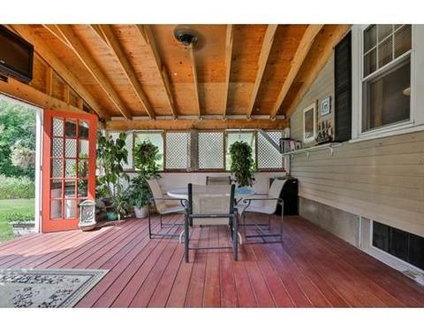 12 S Hampton Rd, Amesbury, MA 01913 photo 8