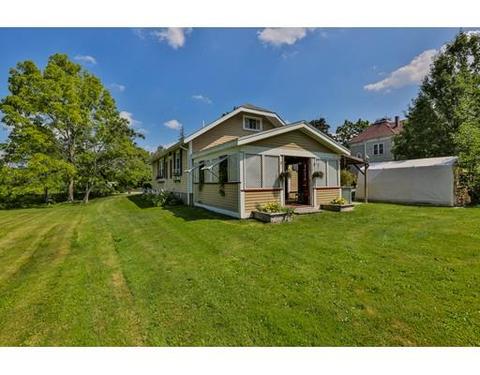 12 S Hampton Rd, Amesbury, MA 01913 photo 4