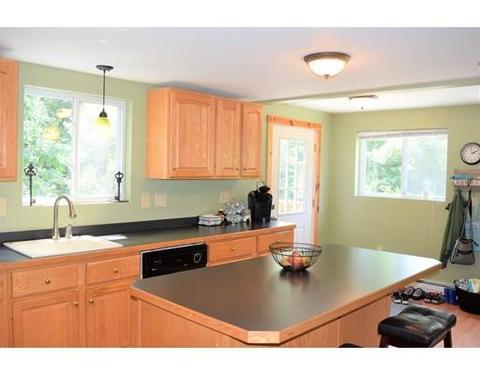 44 High St, Erving, MA 01344 photo 6