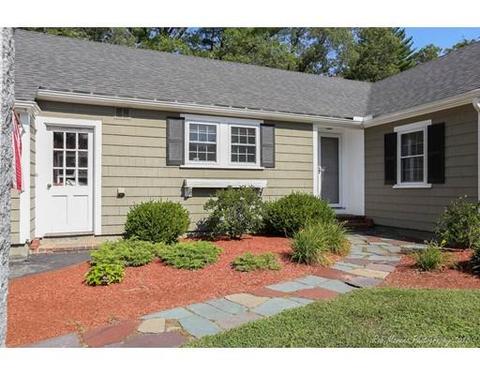 5 Cedarview Rd, Ipswich, MA 01938 photo 3