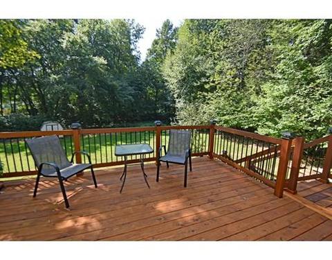 54 Oliver St, Easthampton, MA 01027 photo 6