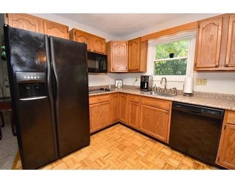 54 Oliver St, Easthampton, MA 01027 photo 13