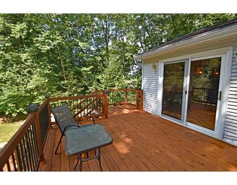 54 Oliver St, Easthampton, MA 01027 photo 7
