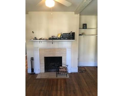 40 Acacia St, Fall River, MA 02720 photo 4