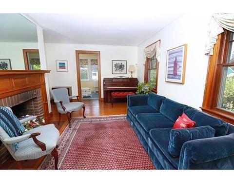 47 Avon Rd, Wellesley, MA 02482 photo 2