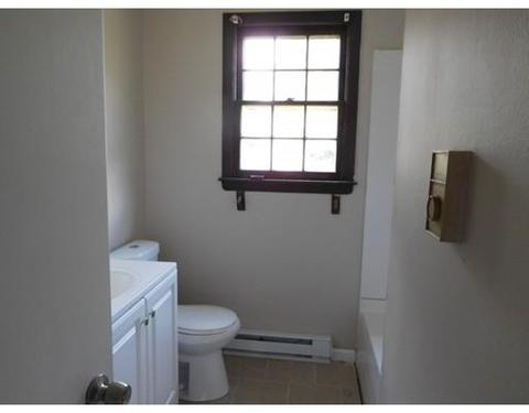 71 Ely St, Holyoke, MA 01040 photo 15