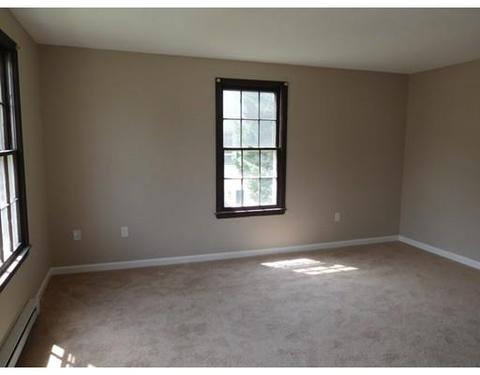 71 Ely St, Holyoke, MA 01040 photo 12