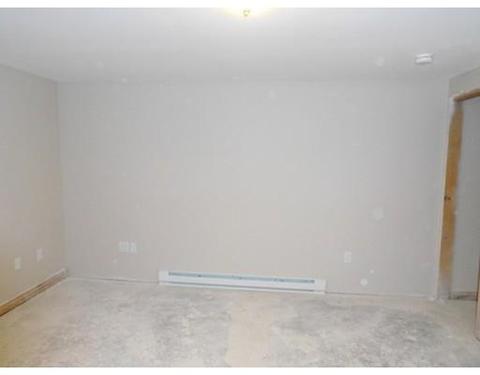 71 Ely St, Holyoke, MA 01040 photo 21