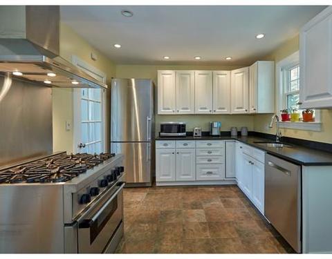 296 Harvard St, Fall River, MA 02720 photo 29