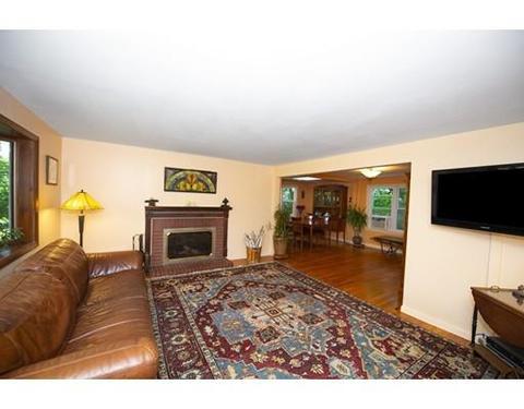 190 Parish Rd, Needham, MA 02494 photo 8
