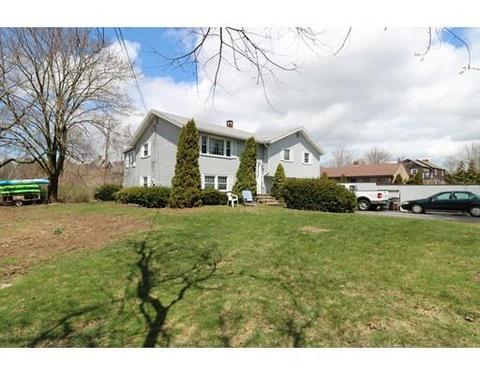 11 Orchard Rd, Gloucester, MA 01930 photo 2